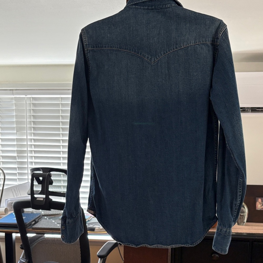 Levi's Dark Blue Denim Shirt - Picture 4 of 6